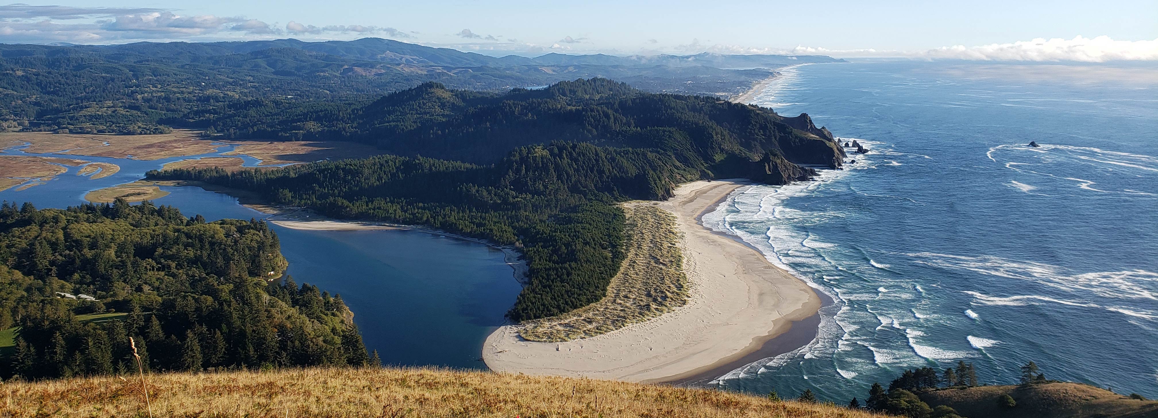 Neakhaknie Mountain in Oregon